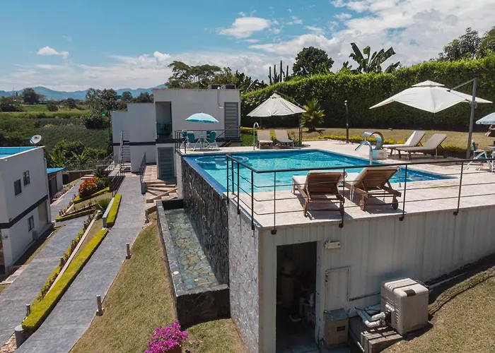 Hotel Syvanna Wellness And Spa